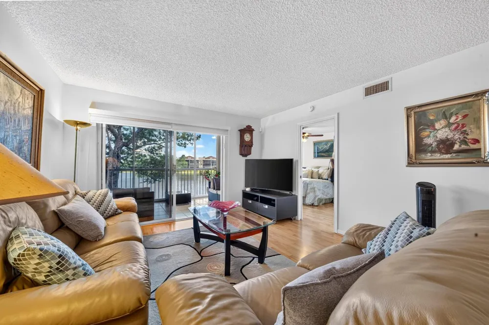 7348 DEVON DRIVE #203 Tamarac, FL 33321