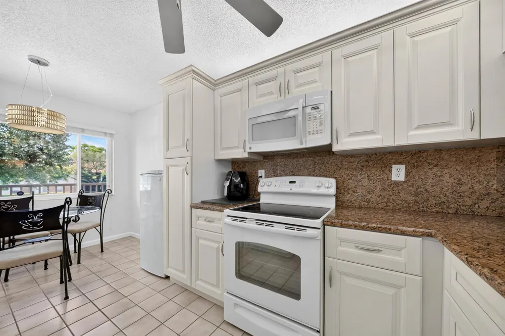7348 DEVON DRIVE #203 Tamarac, FL 33321