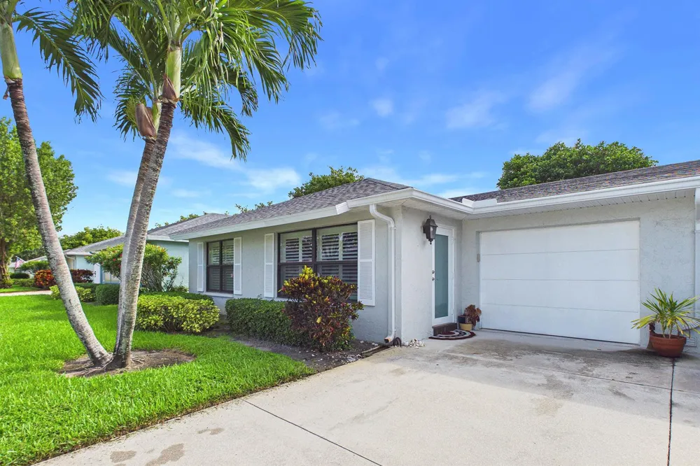 9990 LIGUSTRUM TREE WAY #A Boynton Beach, FL 33436