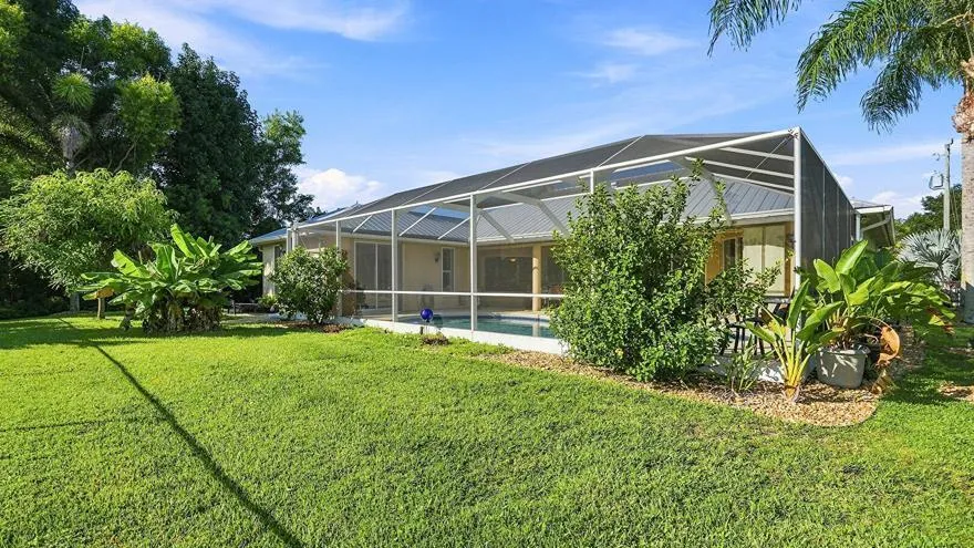 1863 SE Bowie Street Port St. Lucie, FL 34952