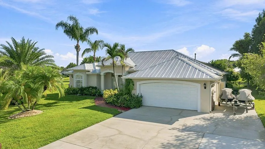 1863 SE Bowie Street Port St. Lucie, FL 34952