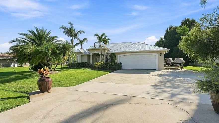 1863 SE Bowie Street Port St. Lucie, FL 34952