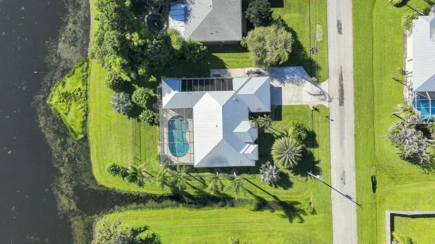1863 SE Bowie Street Port St. Lucie, FL 34952