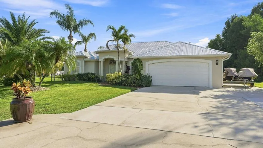 1863 SE Bowie Street Port St. Lucie, FL 34952