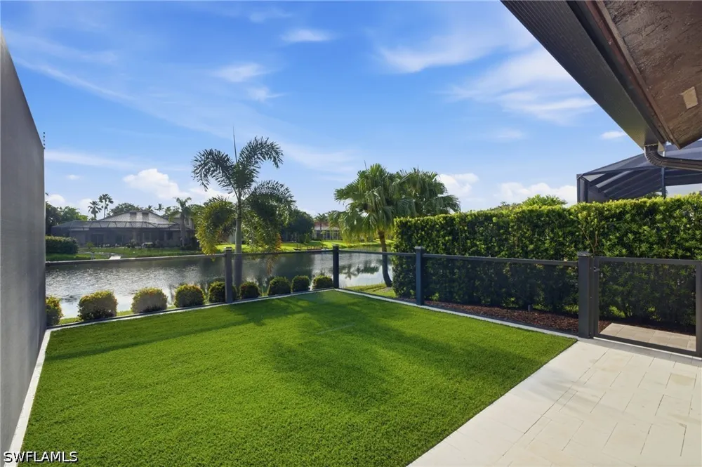 Longshore Way W Naples, FL 34119