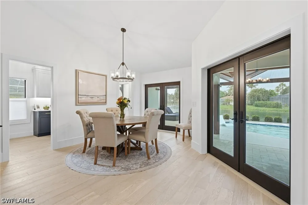 Longshore Way W Naples, FL 34119