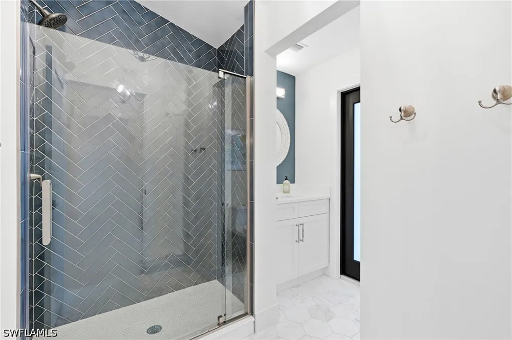 Longshore Way W Naples, FL 34119