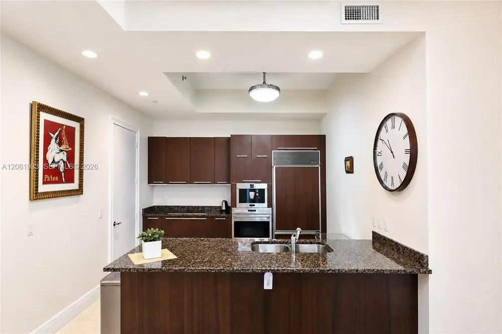 15811 Collins Ave #4007 Sunny Isles Beach, FL 33160