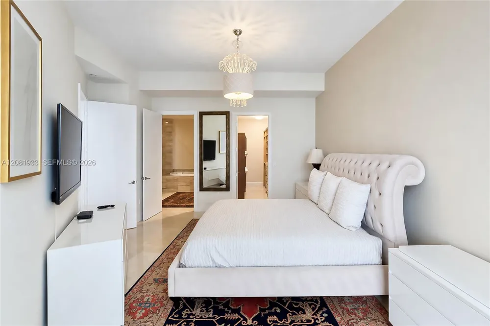 15811 Collins Ave #4007 Sunny Isles Beach, FL 33160
