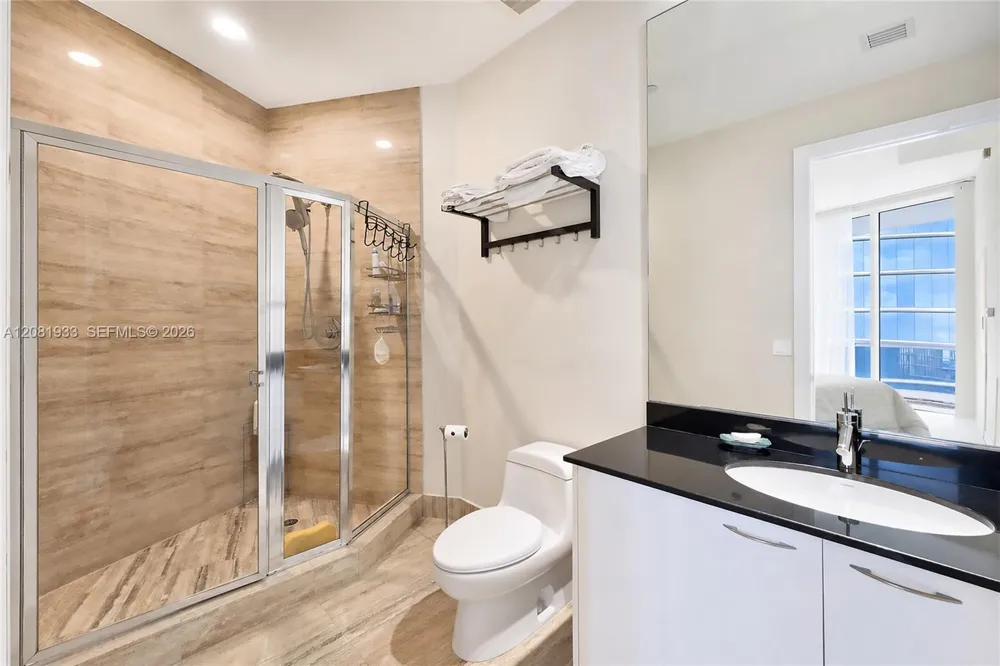 15811 Collins Ave #4007 Sunny Isles Beach, FL 33160