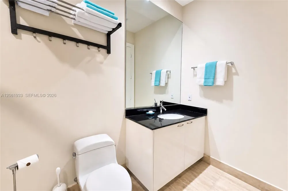 15811 Collins Ave #4007 Sunny Isles Beach, FL 33160