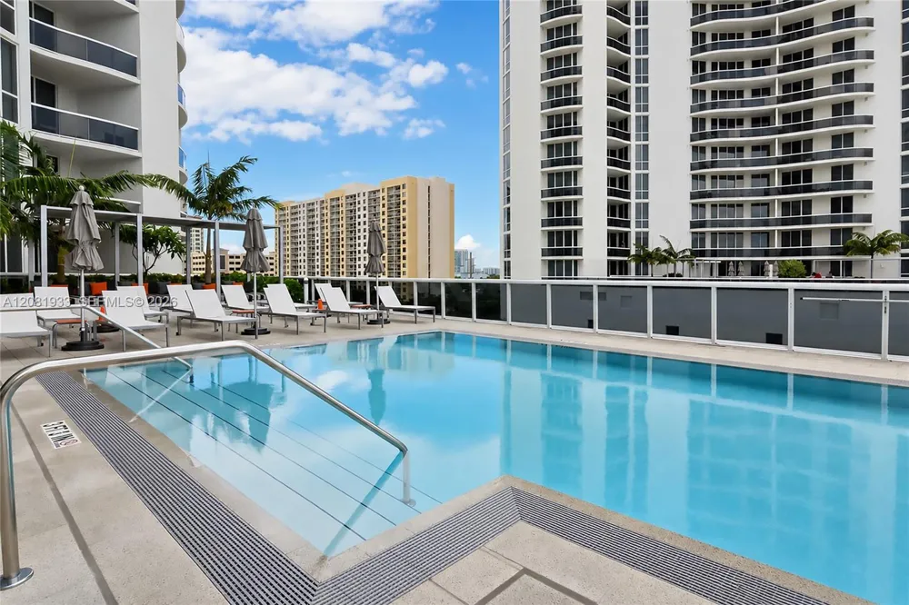 15811 Collins Ave #4007 Sunny Isles Beach, FL 33160
