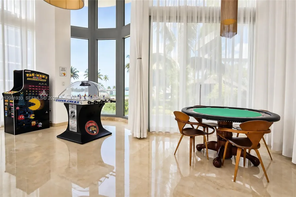 15811 Collins Ave #4007 Sunny Isles Beach, FL 33160