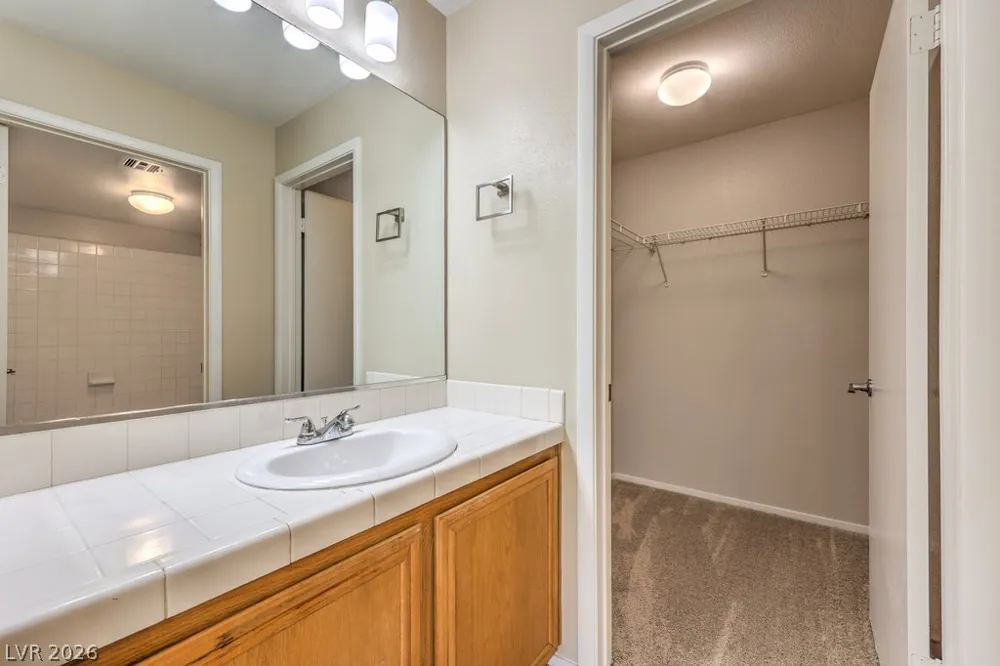 3125 Buffalo Drive #2131 Las Vegas, NV 89128