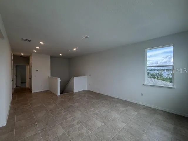 19350 LOCHSIDE LANE Mount Dora, FL 32757
