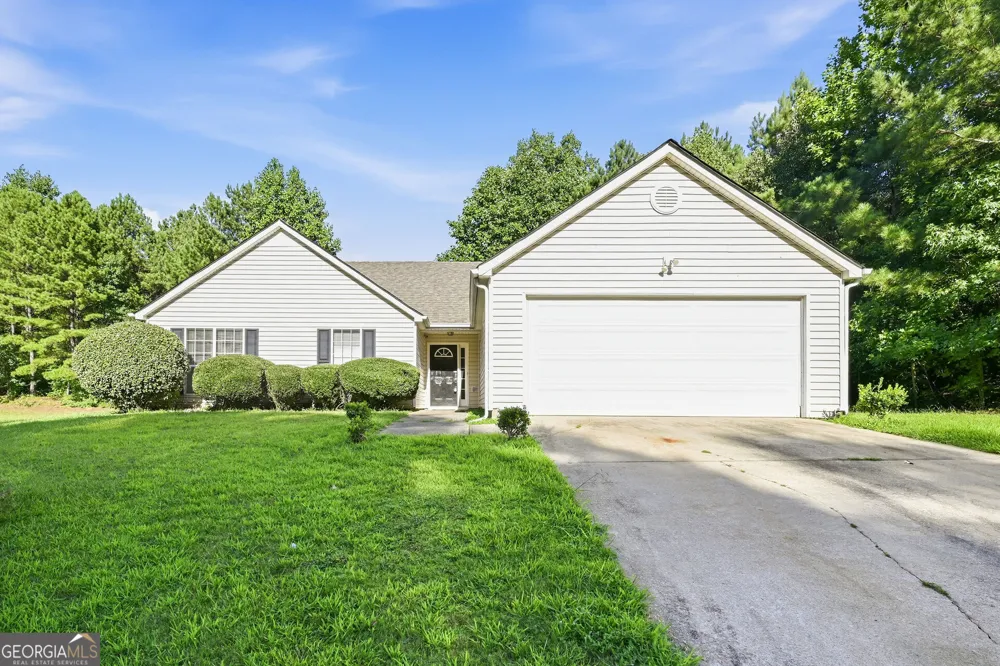 3924 Old Ivy CT Ellenwood, GA 30294