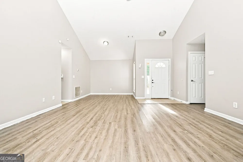 3924 Old Ivy CT Ellenwood, GA 30294