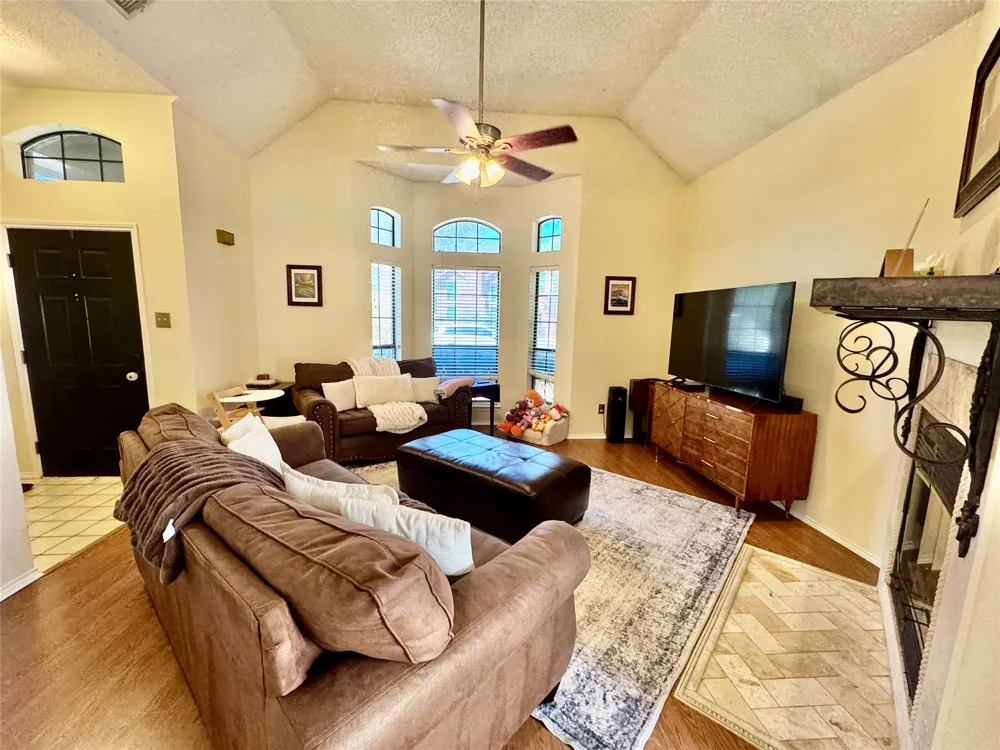 421 Leisure Lane Coppell, TX 75019