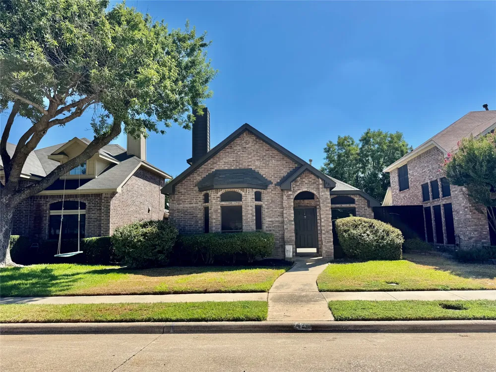 421 Leisure Lane Coppell, TX 75019