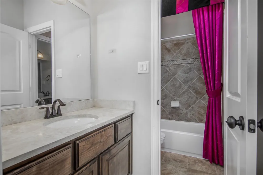 75 Marino Drive Missouri City, TX 77459