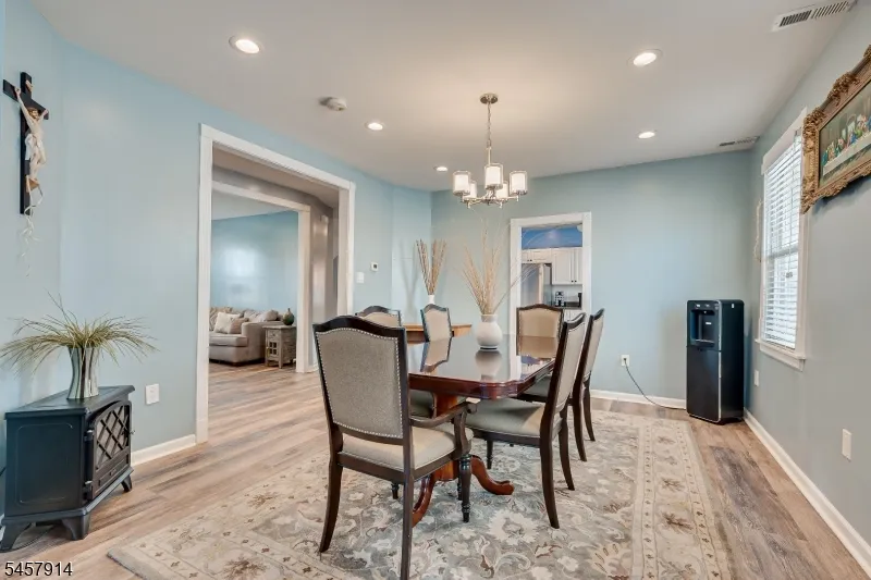 1331 Center St Union, NJ 07083