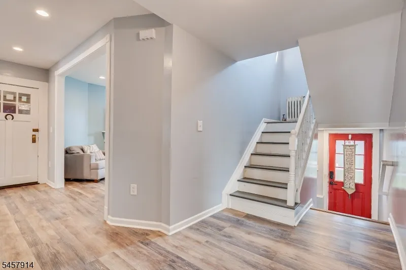 1331 Center St Union, NJ 07083