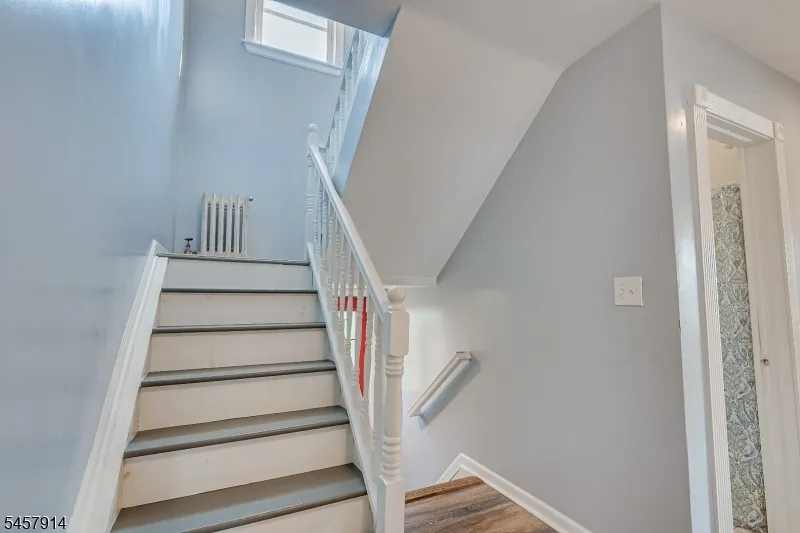 1331 Center St Union, NJ 07083