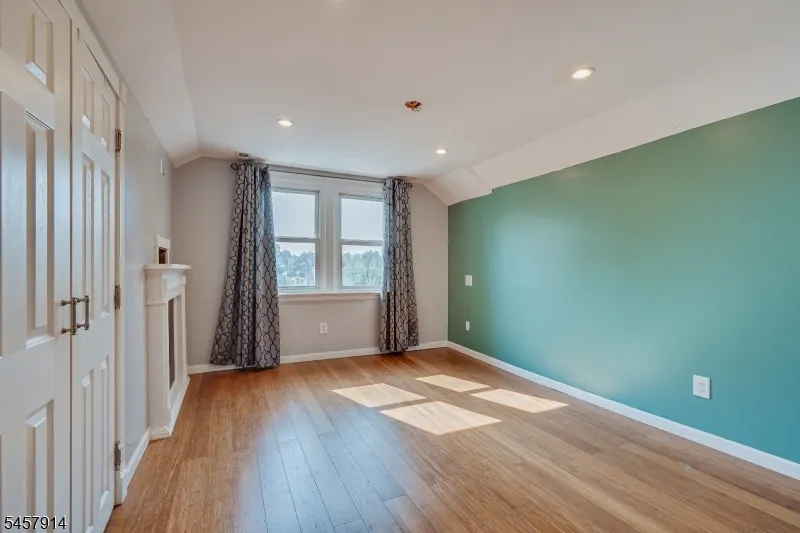 1331 Center St Union, NJ 07083