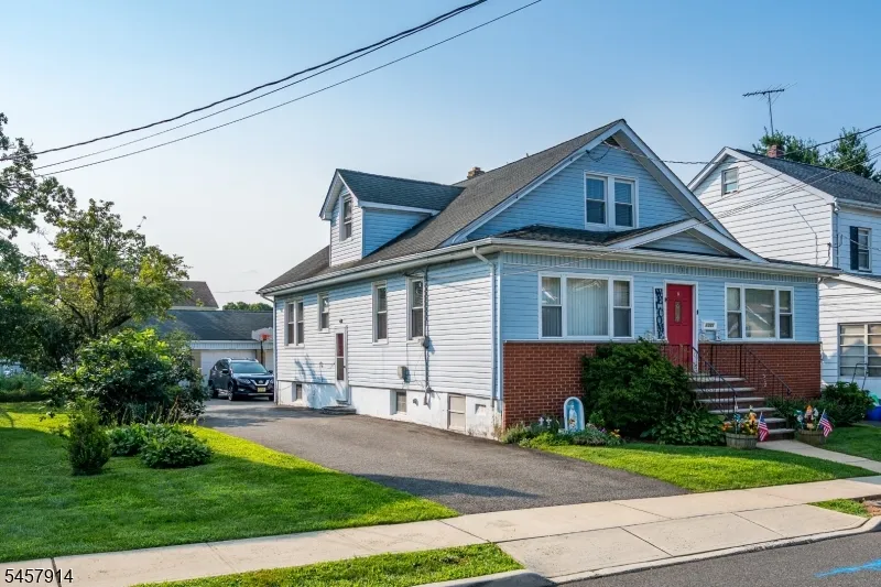 1331 Center St Union, NJ 07083