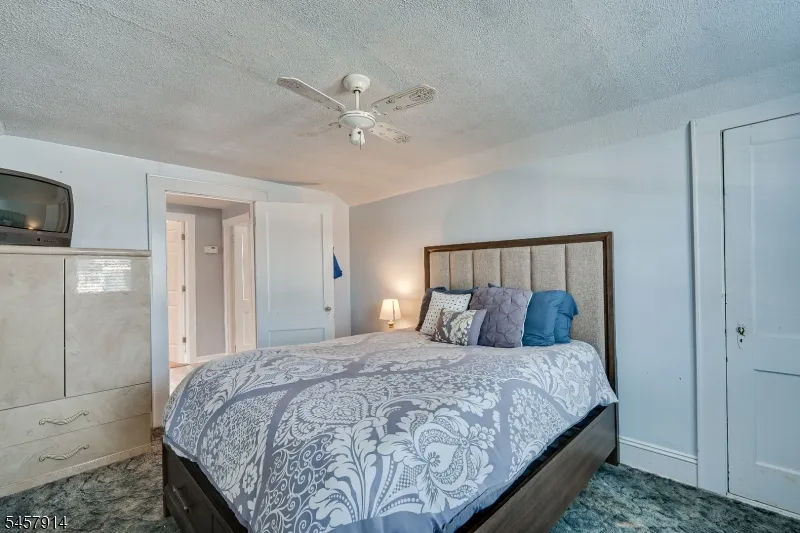 1331 Center St Union, NJ 07083