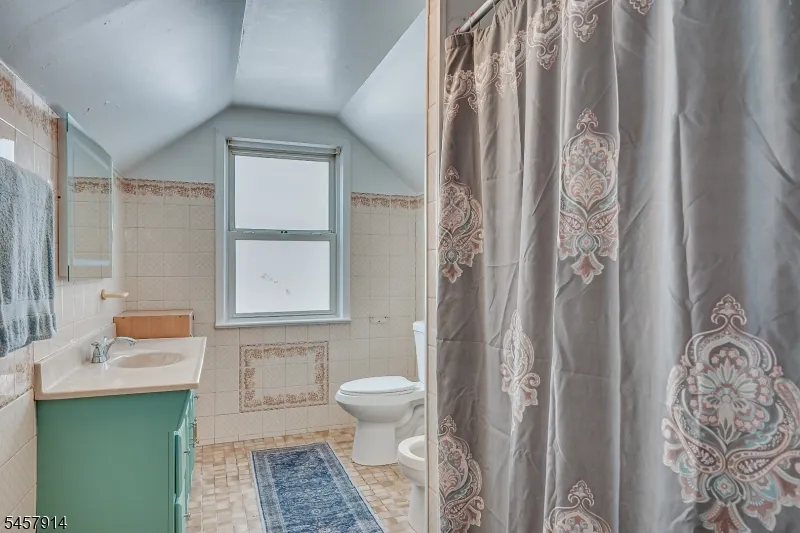 1331 Center St Union, NJ 07083