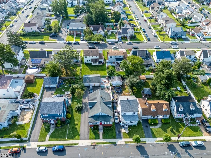 1331 Center St Union, NJ 07083