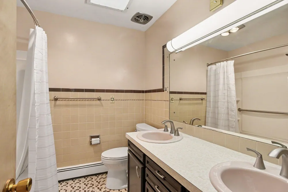 235 Oriole Drive Battle Creek, MI 49037