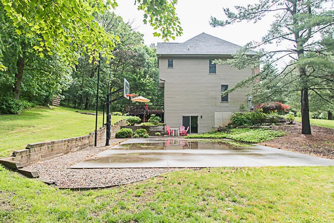 25 Christian Road Battle Creek, MI 49014