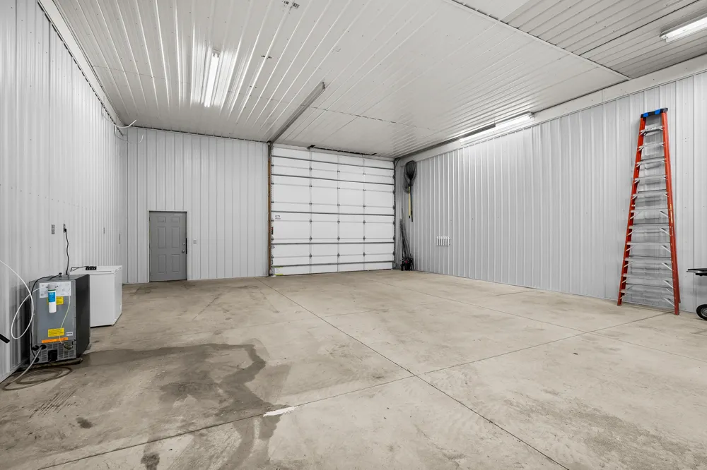 50360 29 1/2 STREET Paw Paw, MI 49079
