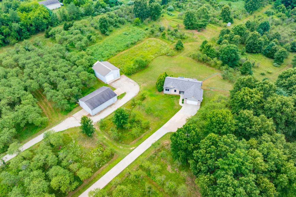 50360 29 1/2 STREET Paw Paw, MI 49079