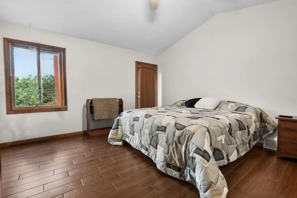 50360 29 1/2 STREET Paw Paw, MI 49079