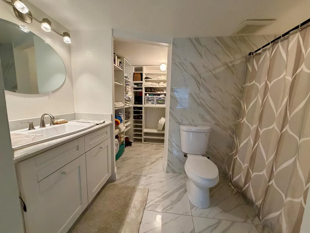 1105 Lake Shore Drive #104 Lake Park, FL 33403