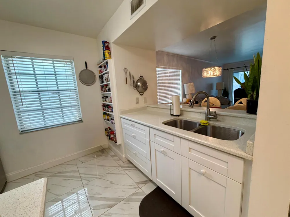1105 Lake Shore Drive #104 Lake Park, FL 33403