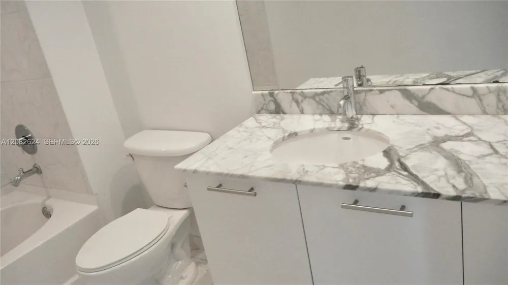 951 Brickell Ave #2509 Miami, FL 33131