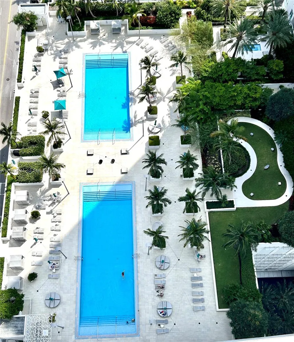951 Brickell Ave #2509 Miami, FL 33131