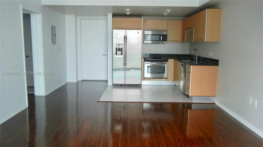 951 Brickell Ave #2509 Miami, FL 33131
