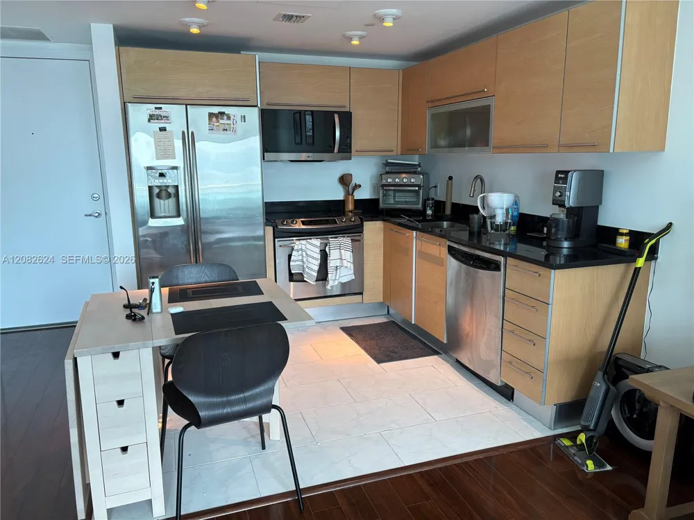 951 Brickell Ave #2509 Miami, FL 33131