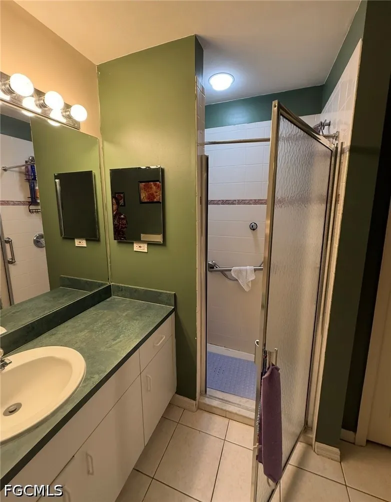 NE 7th Place Cape Coral, FL 33909