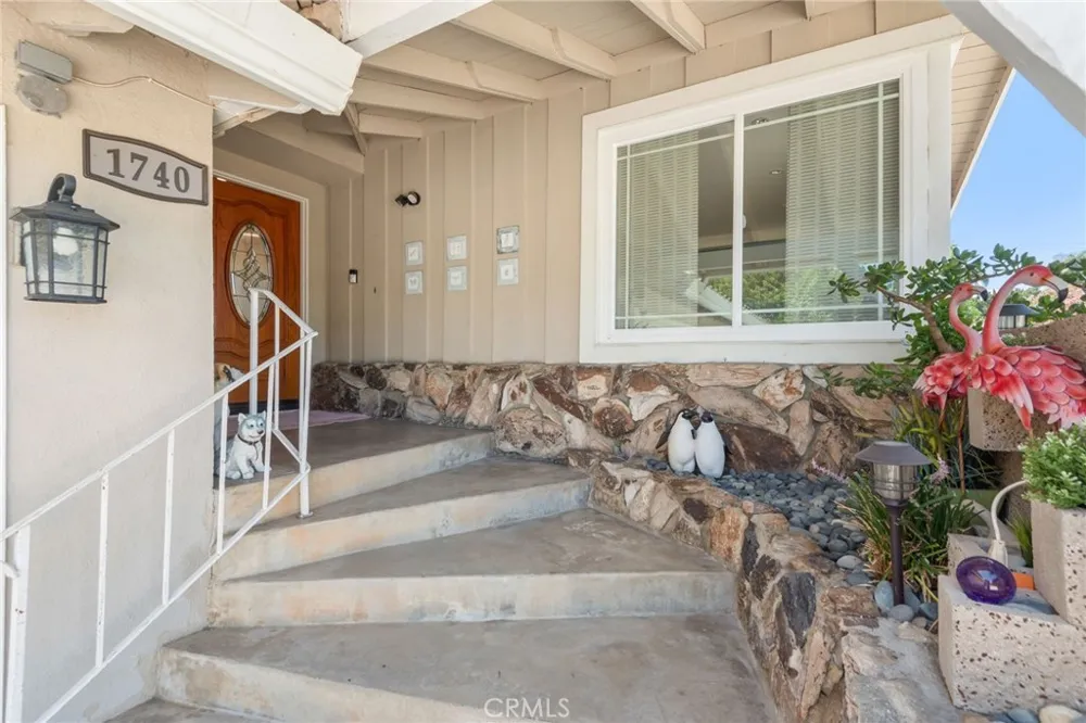1740 Deerhaven Hacienda Heights, CA 91745