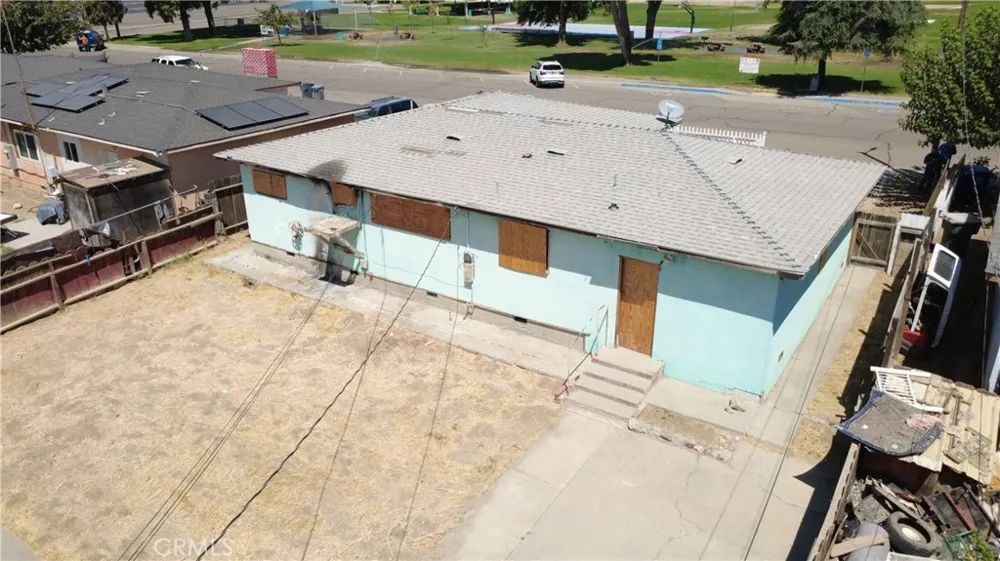 740 E Monterey Avenal, CA 93204