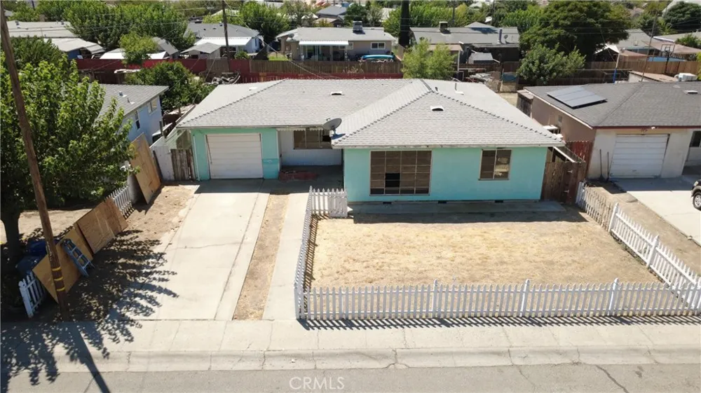 740 E Monterey Avenal, CA 93204
