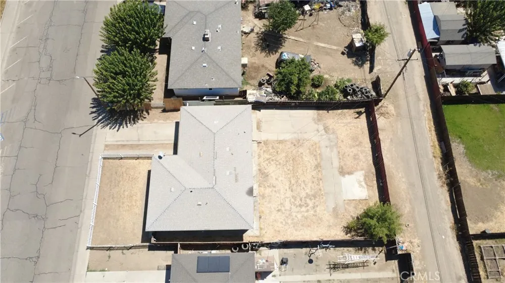 740 E Monterey Avenal, CA 93204