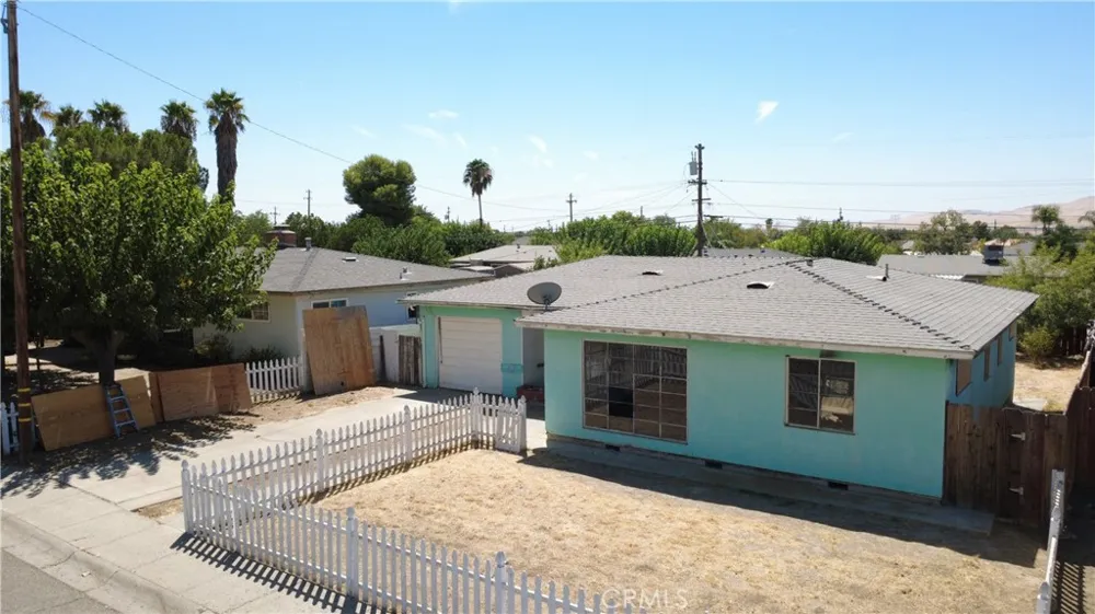 740 E Monterey Avenal, CA 93204