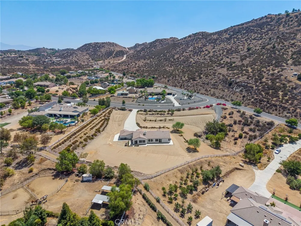 18593 Fort Lauder Lane Perris, CA 92570